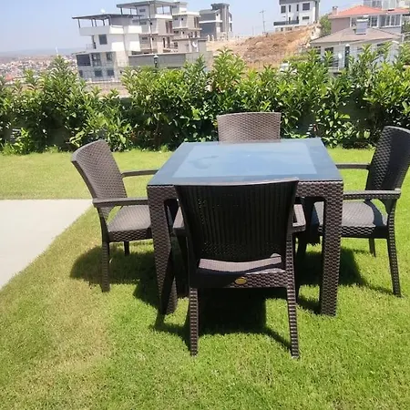 25 M2 Stuedyo 2 Banyo Mutfak Apartment