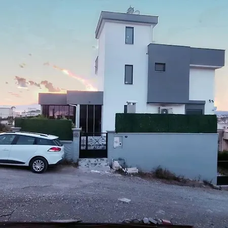 25 M2 Stuedyo 2 Banyo Mutfak * Seferihisar